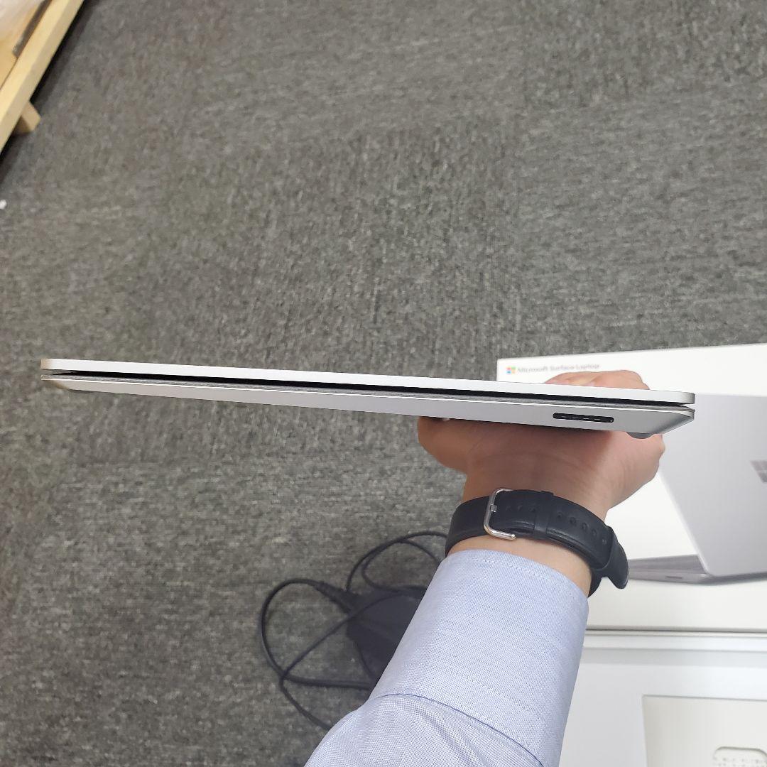 Surface Laptop 3 Office 2019付き