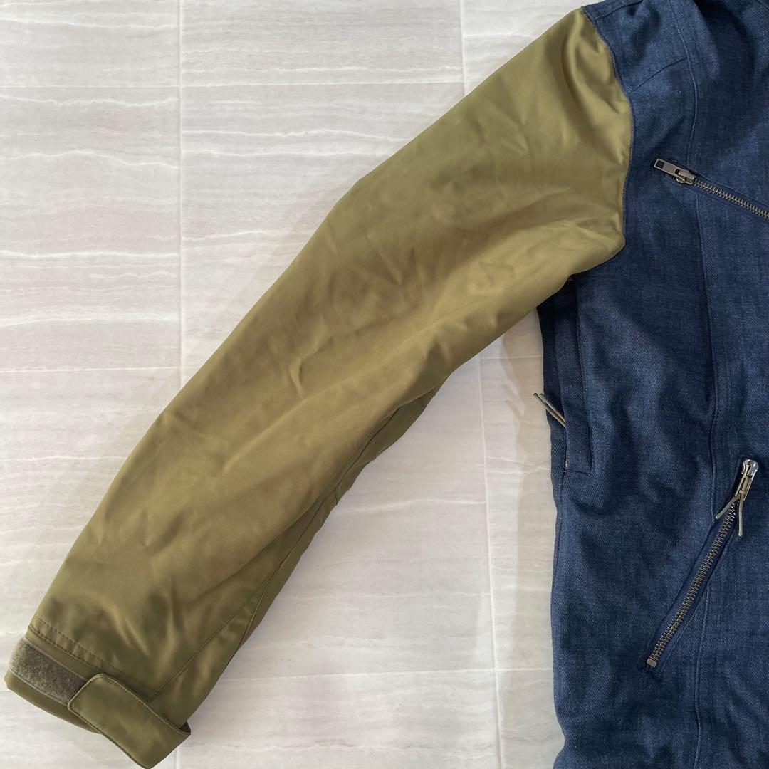 美品 HOLDEN Mサイズ スノーボードウェア