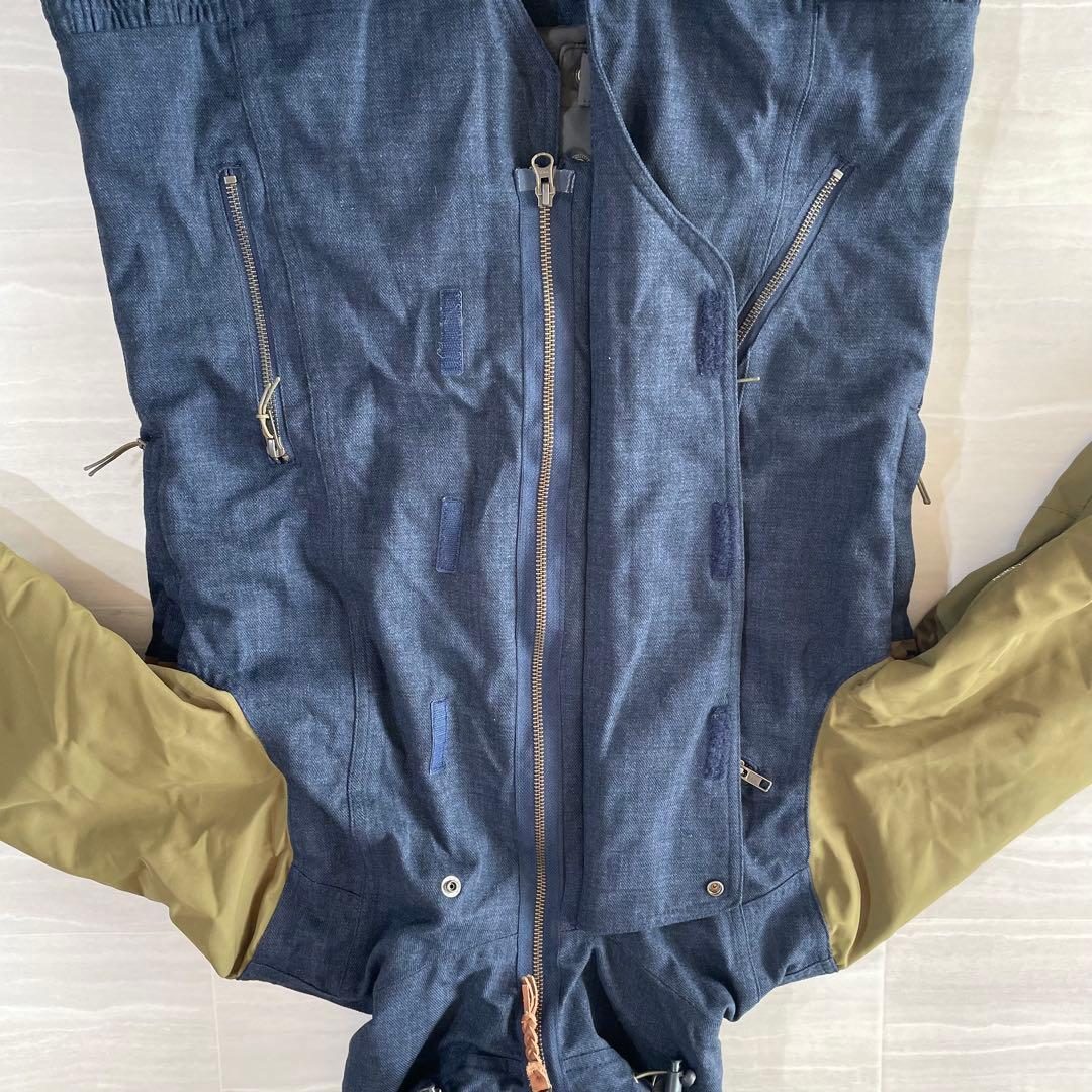 美品 HOLDEN Mサイズ スノーボードウェア