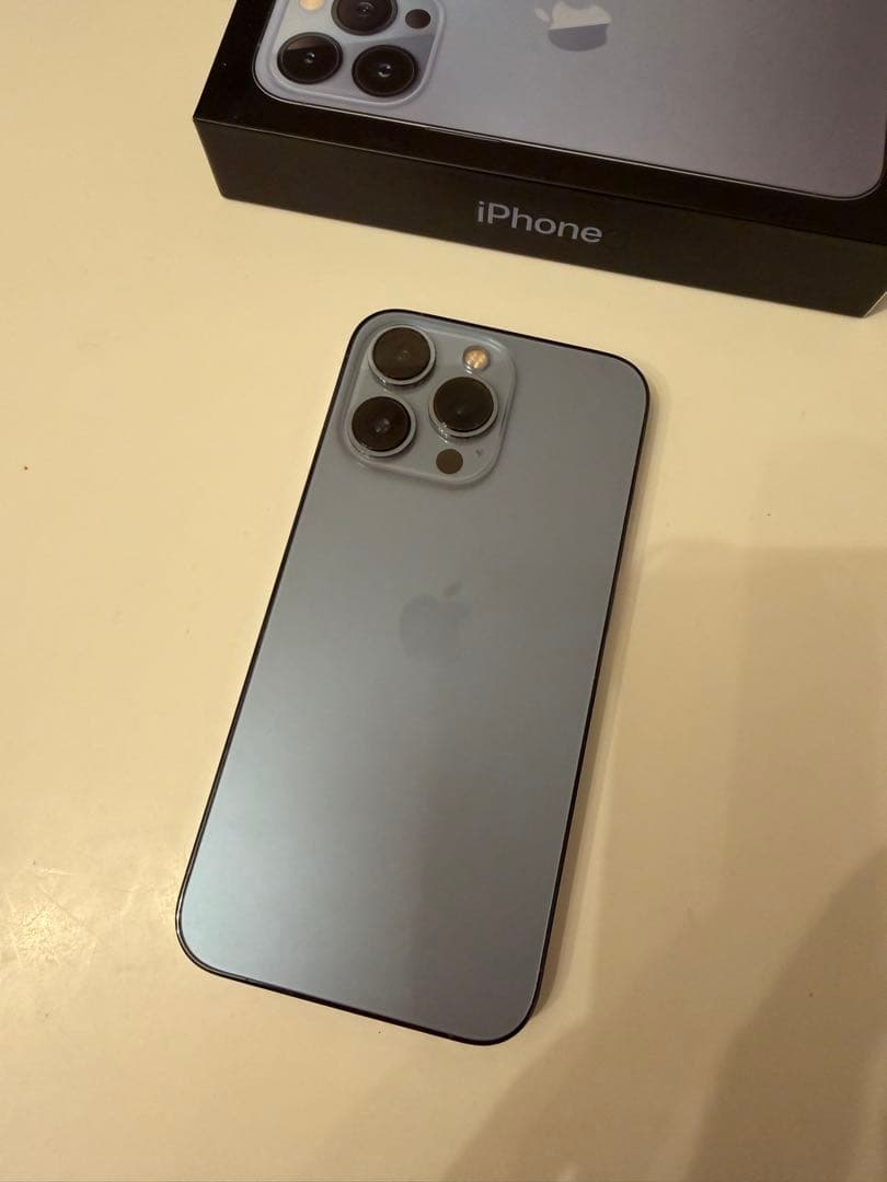 【ちあき】Apple iPhone 13 Pro 256GB シエラブルー