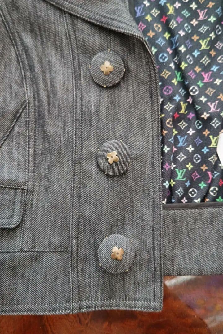 ｋathyLouis Vuitton マルチカラーブラックGジャン