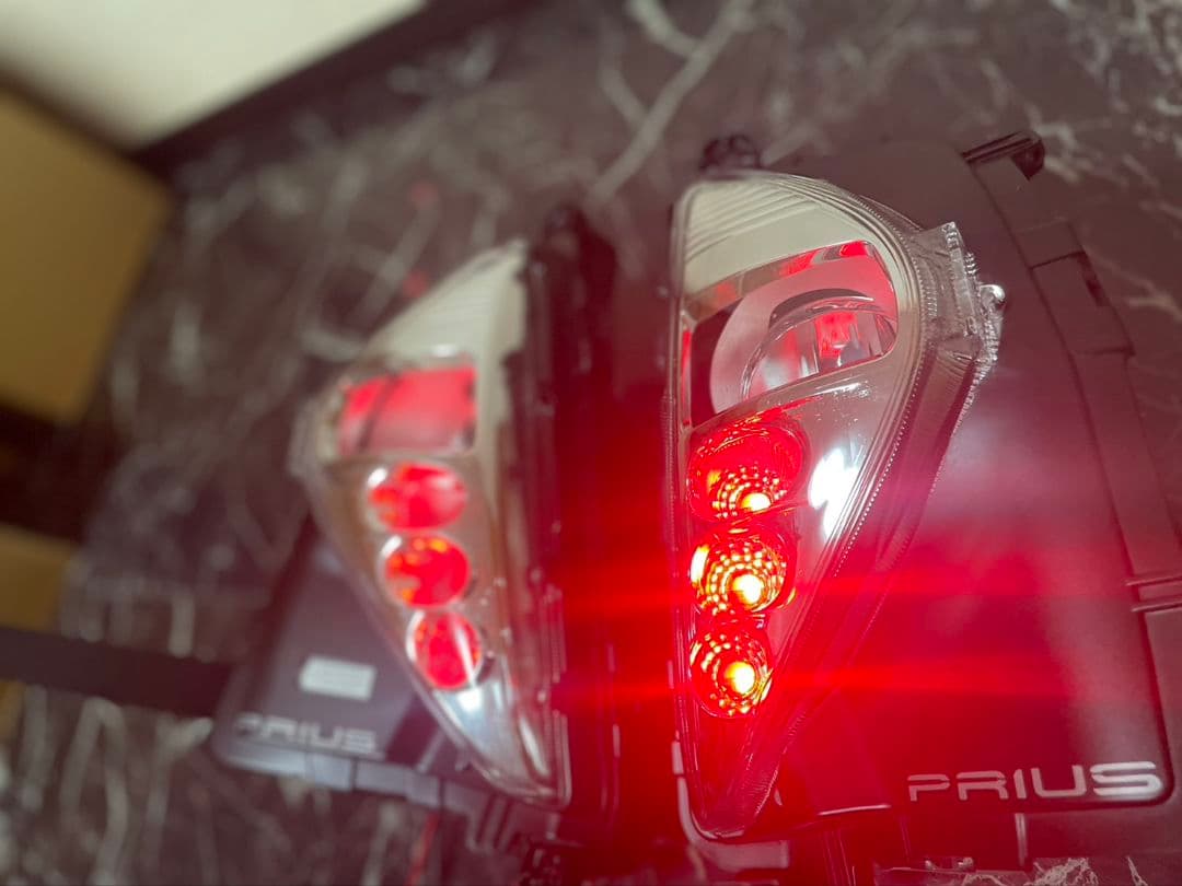 【在庫1】50プリウス　前期　フォグ　h11バルブ　ネオピクセル