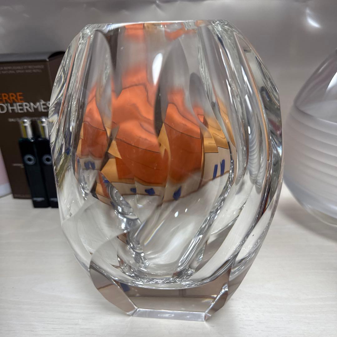 モーゼル　花瓶