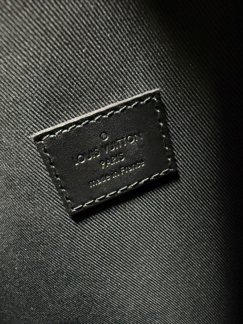 美品　ルイヴィトン　M55700 トランク　トリヨンレザー