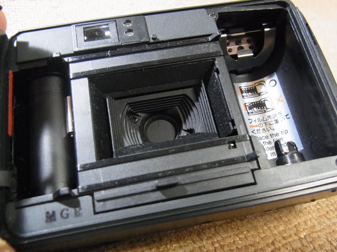 KYOCERA Slim T コンパクトフィルムカメラ 一応動作品