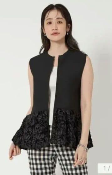 ユナイテッドアローズ フラワー サテン コンビ ベスト ブラック