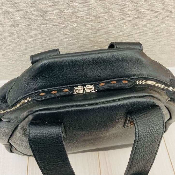 ヴィヴィアン・ウエストウッド ハンドバッグ 黒 BK レザー オーブ