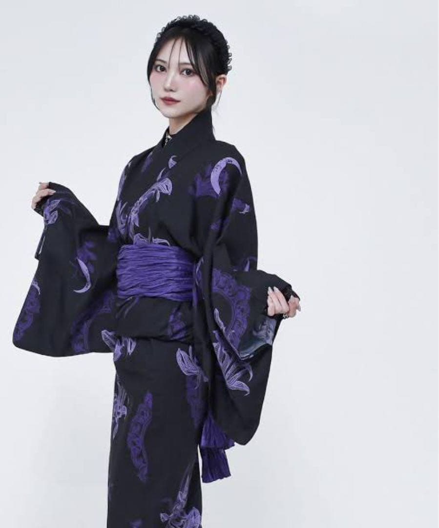 REFLEM【レフレム】総柄浴衣 黒 (浴衣・帯・腰紐・手袋4点セット)