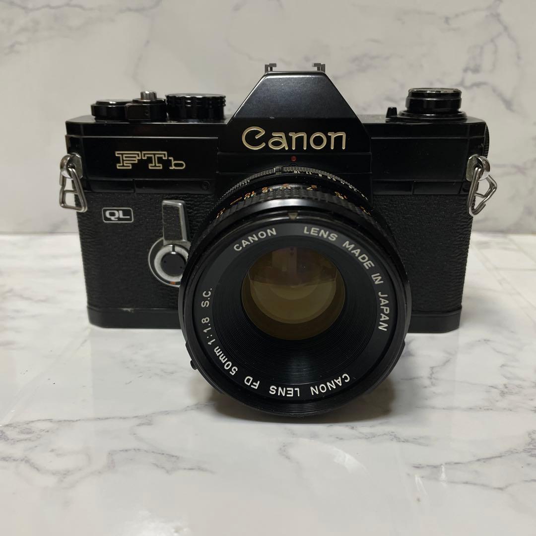 Canon FTb QL 一眼レフカメラ 50mm f/1.8 レンズ付き