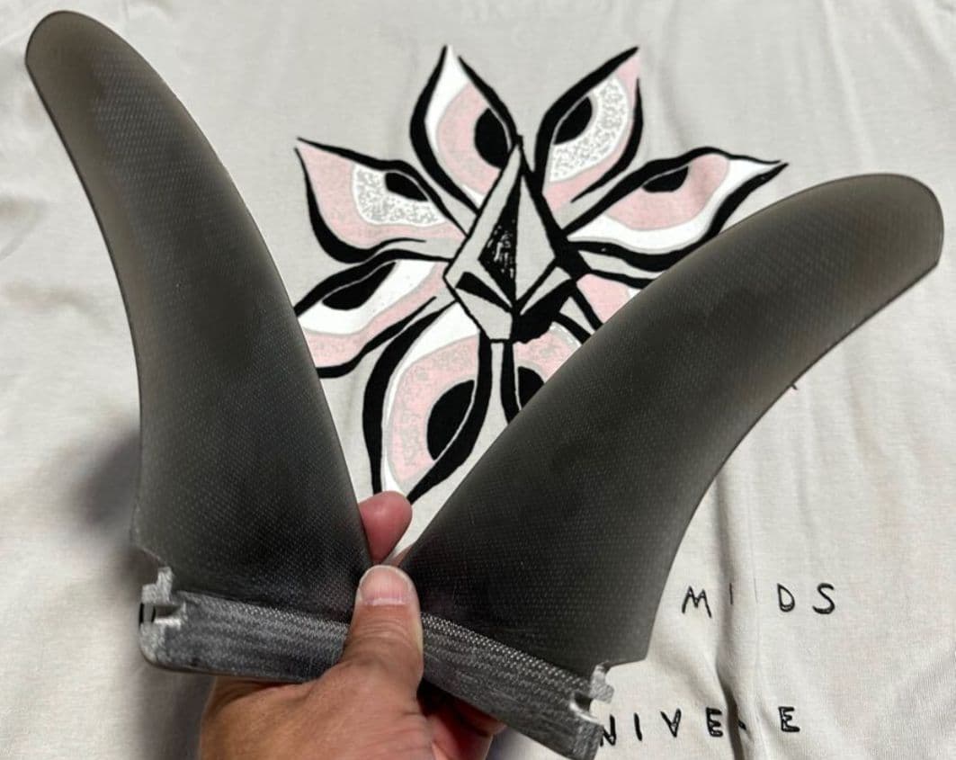 RYAN BURCH ライアンバーチ ツインフィン FUTURE 美品 中古