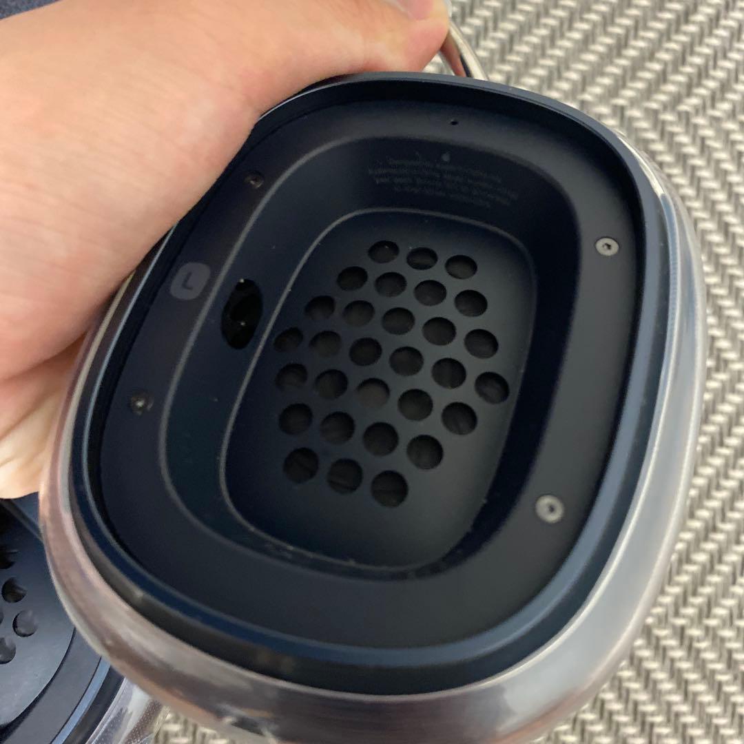 AirPods max カバー付き