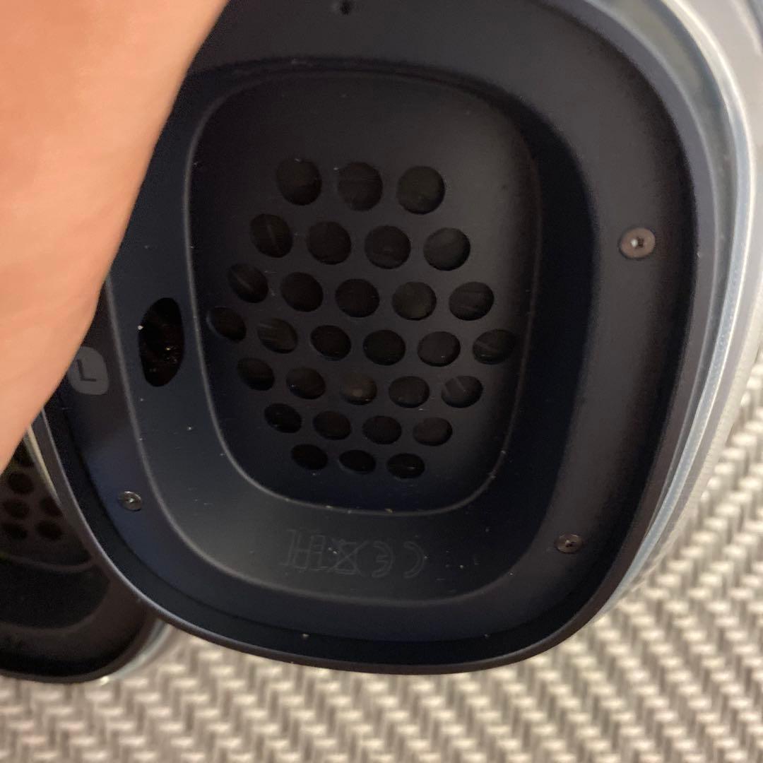 AirPods max カバー付き