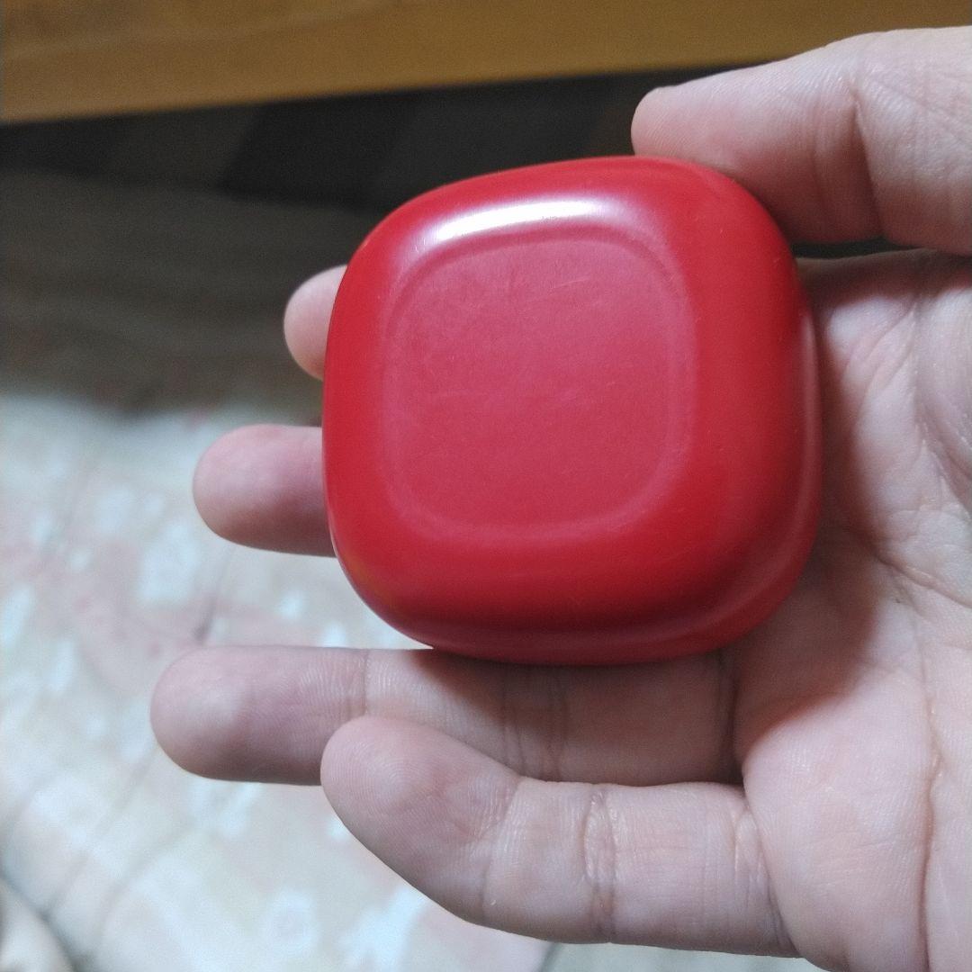 使い古しイヤフォンです