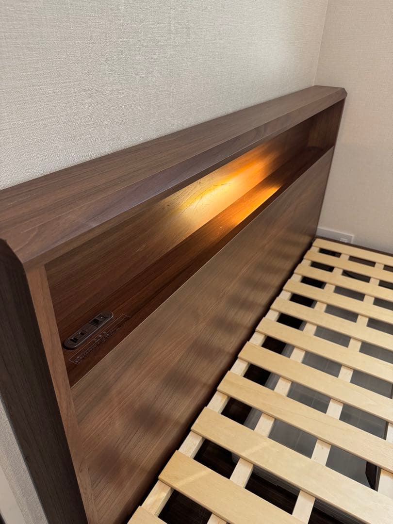 フランスベッド ダブルベッドフレーム LEDライト、コンセント付き【たのメル便】