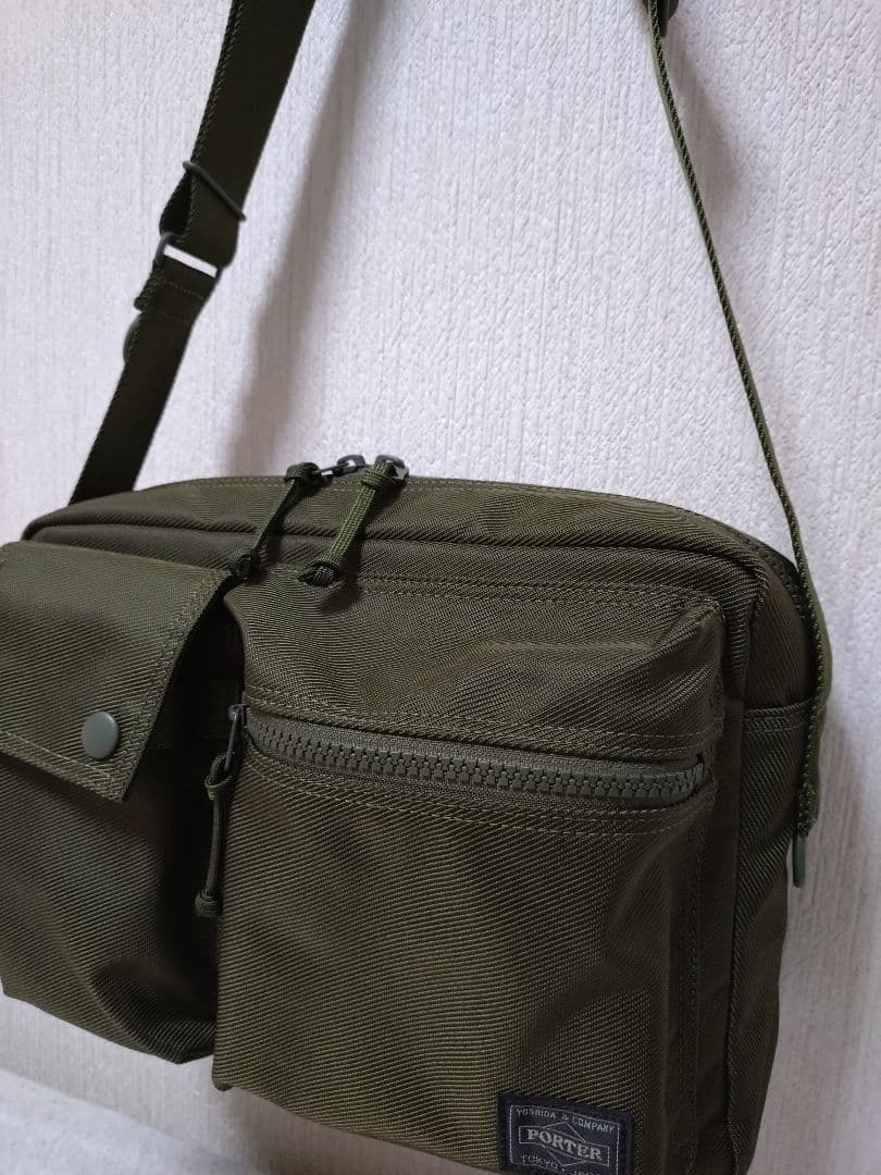 【極美品】ポーター　ユニット　ショルダーバッグ　グリーン　オリーブ　カーキ