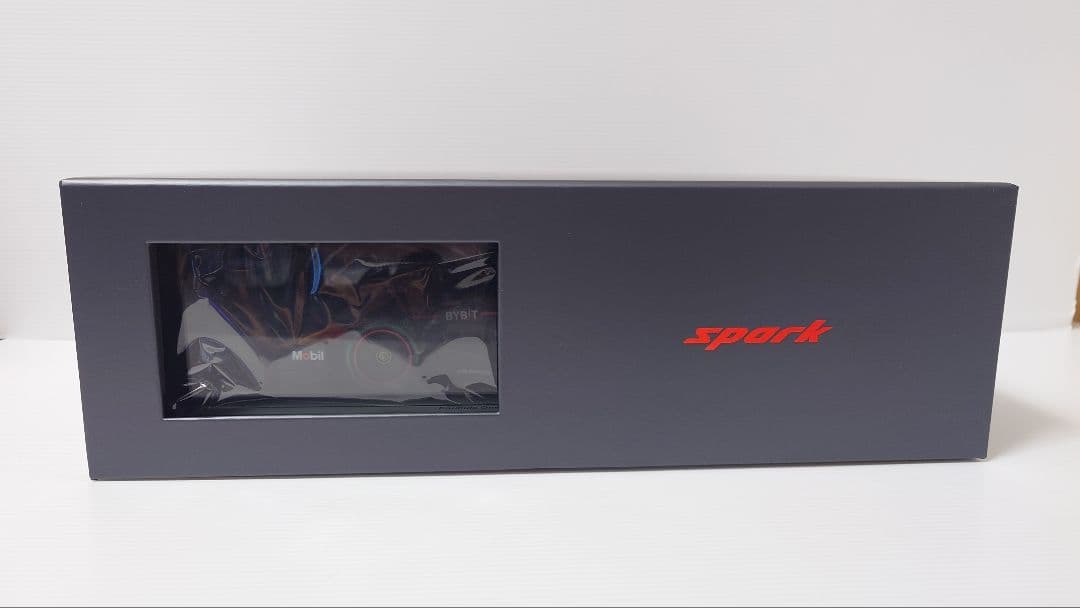 1/18　Oracle Red Bull Racing RB18 No.1