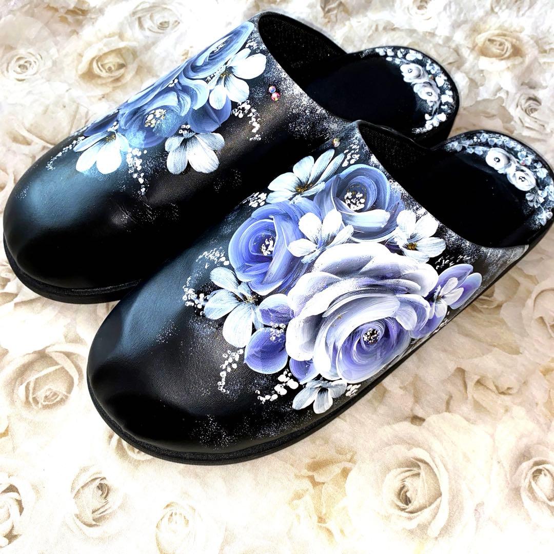 スマホ水筒ショルダー　サンダル　薔薇　手描き　トールペイント