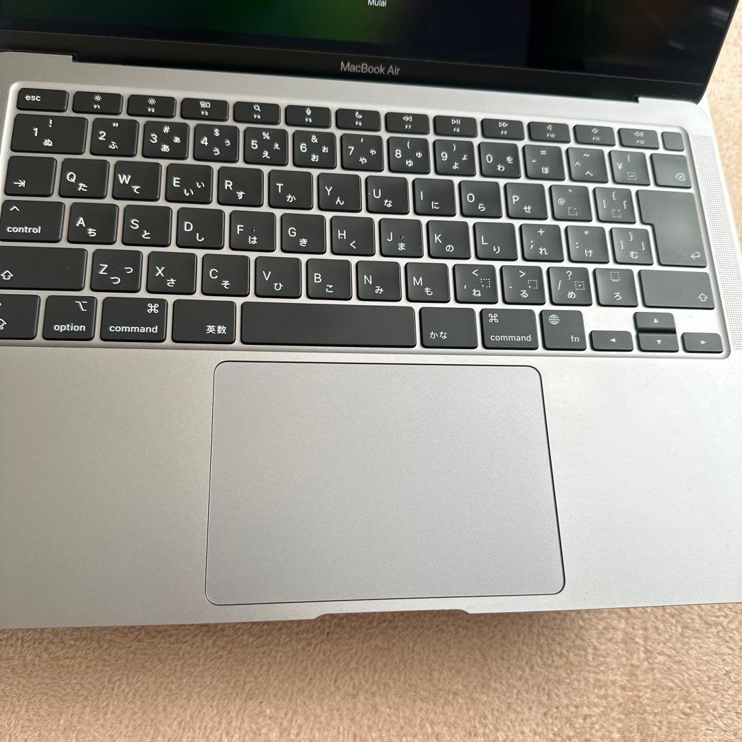 MacBook Air M1 2020 8GB/256GB 13インチ