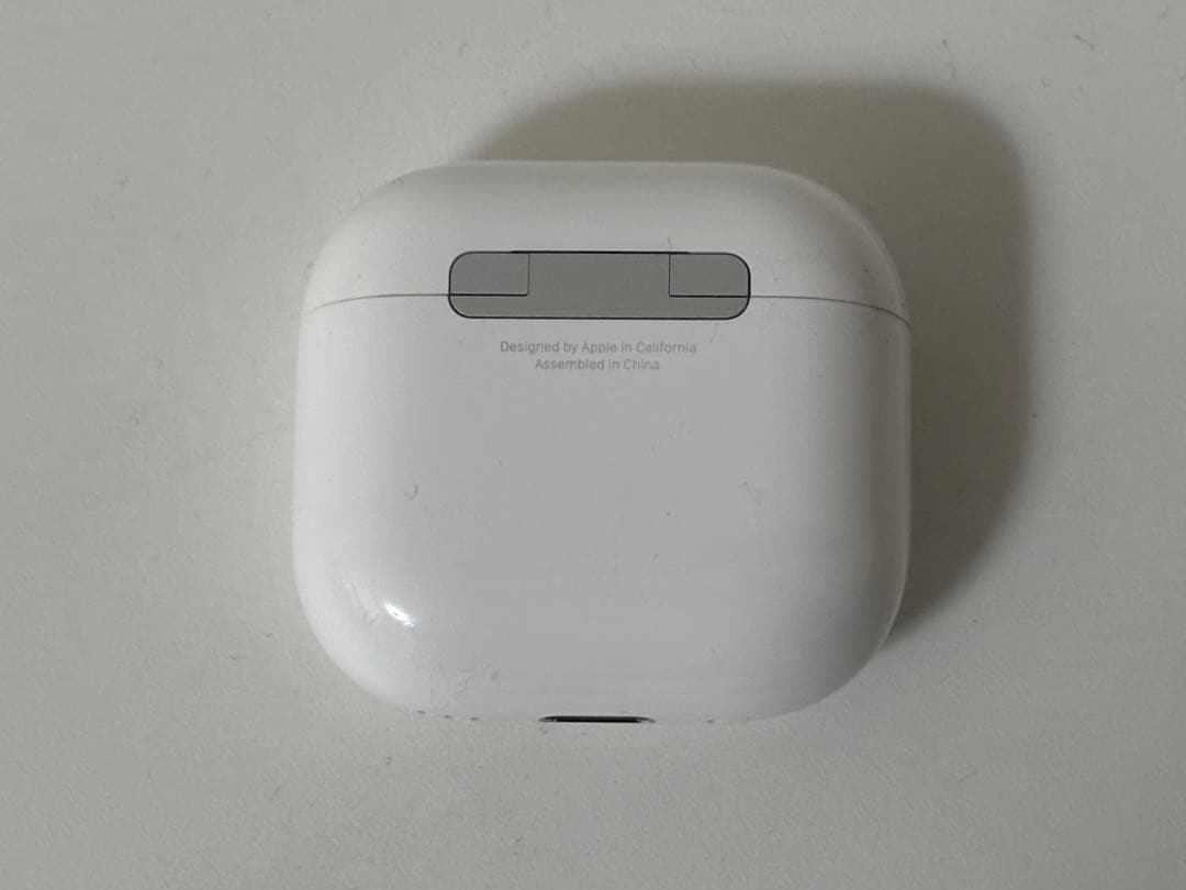 AirPods 第4世代　ノイズキャンセリング搭載　保証有り!!