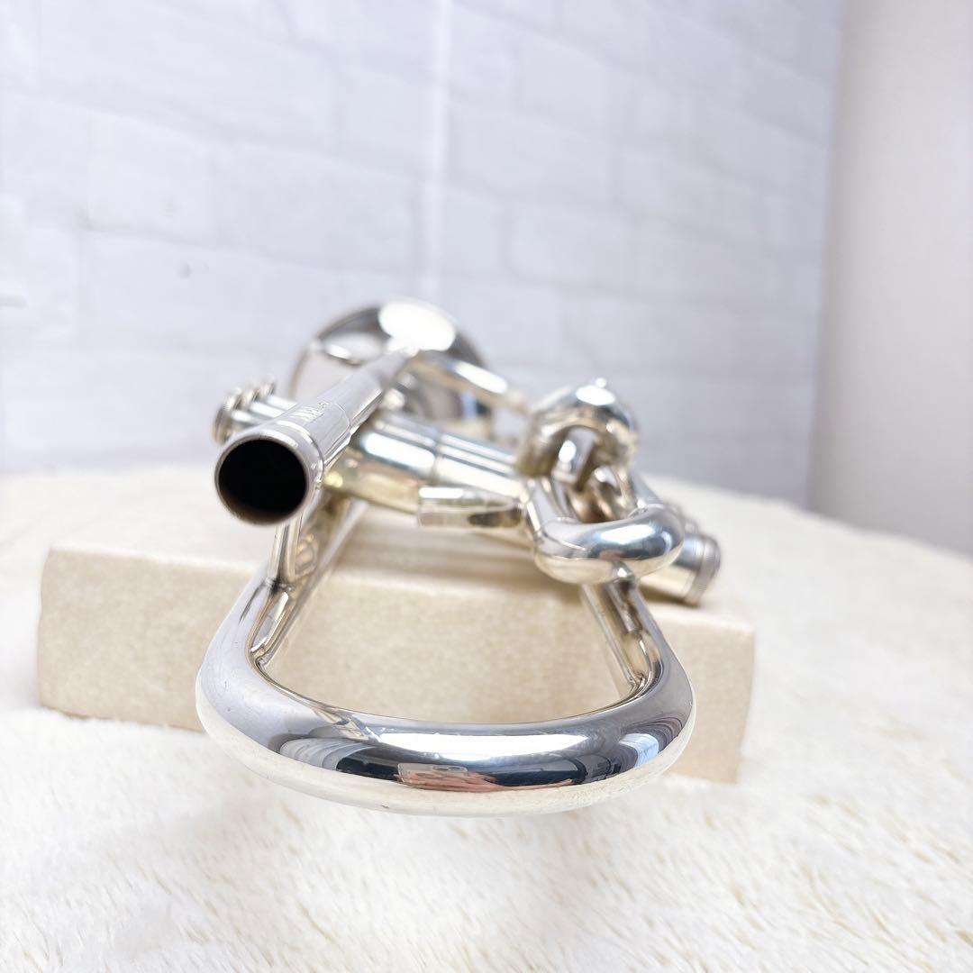 YAMAHAヤマハ YTR-2320ES トランペット B♭ マウスピース付き