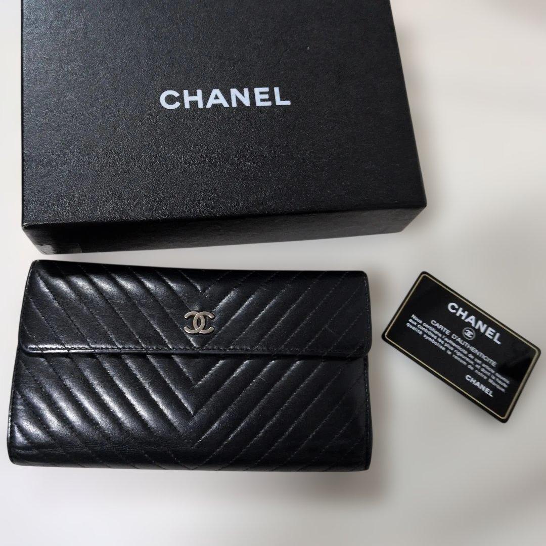 CHANEL ブラック キルティング長財布