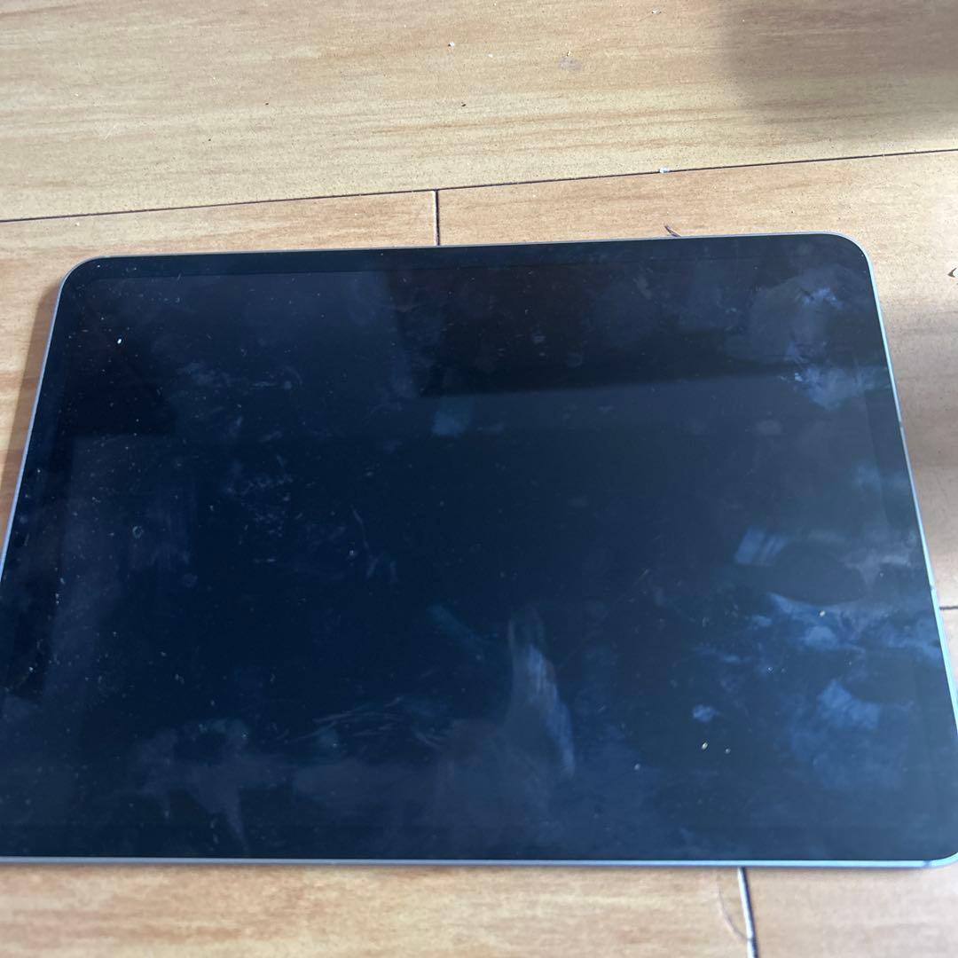 ジャンク！部品取り用Apple iPad Pro 第４世代　2TBスペースグレー