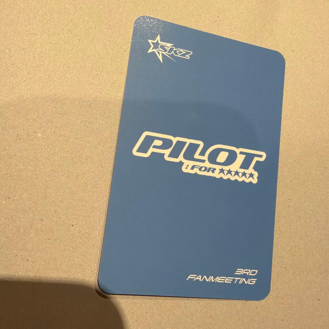 PILOT 会場　2日目　フィリックス　トレカ