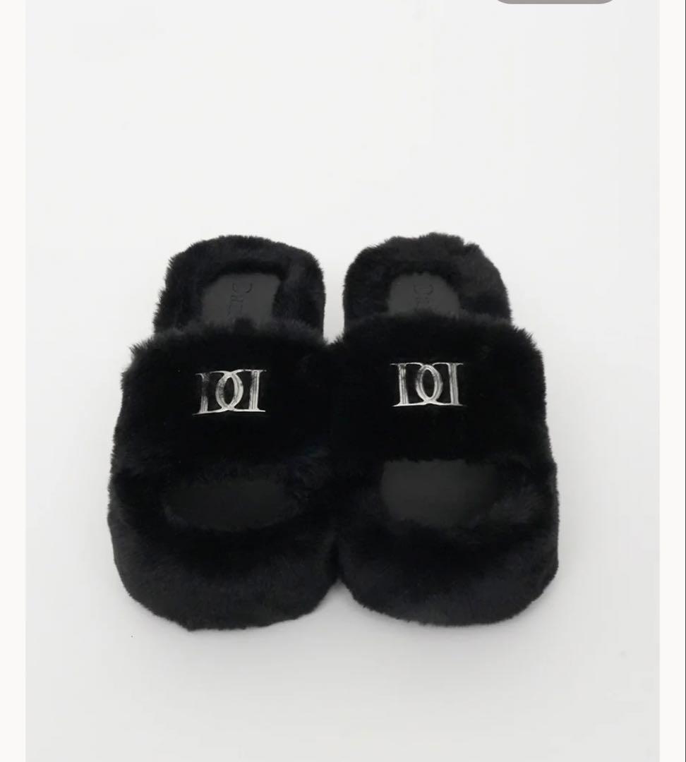 darich プラットフォームファーサンダル BLK Mサイズ