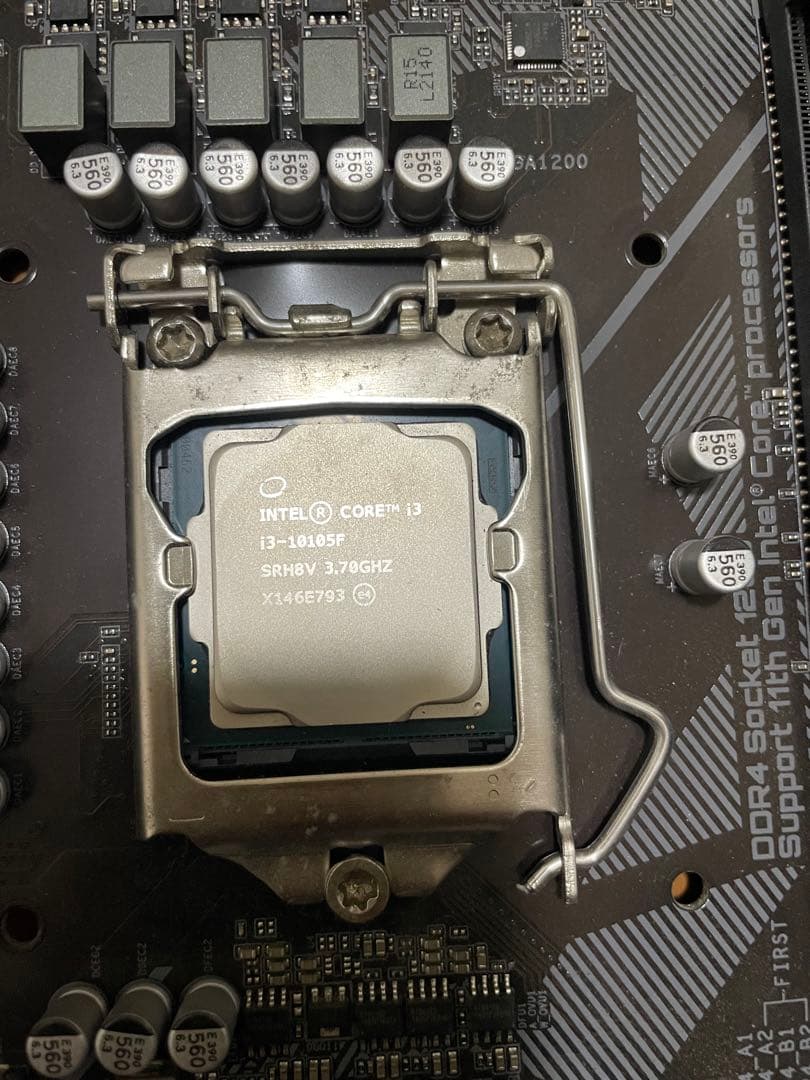 GIGABYTE Z590 マザーボード+CPU セット