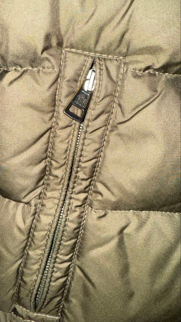 MONCLER オリーブ ダウンベスト