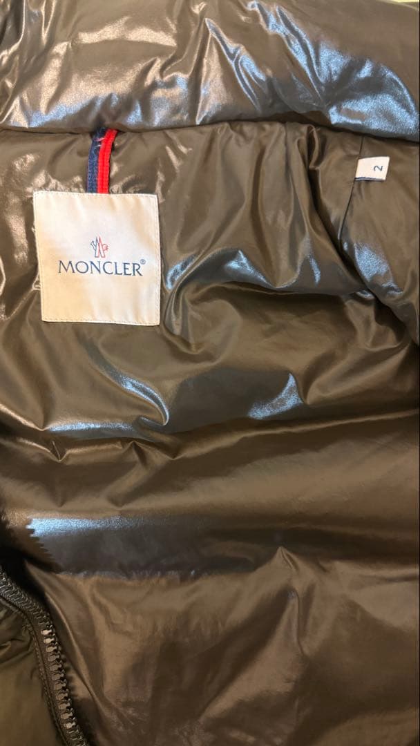 MONCLER オリーブ ダウンベスト