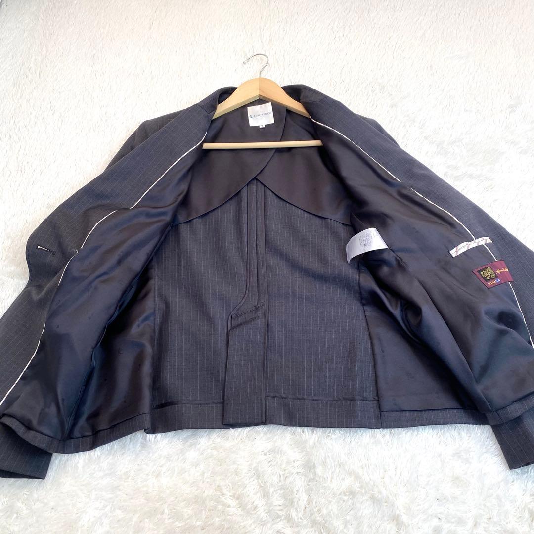 近年モデル　美品　4XL 組曲　スーツ　スカートセットアップ　YUNSA グレー