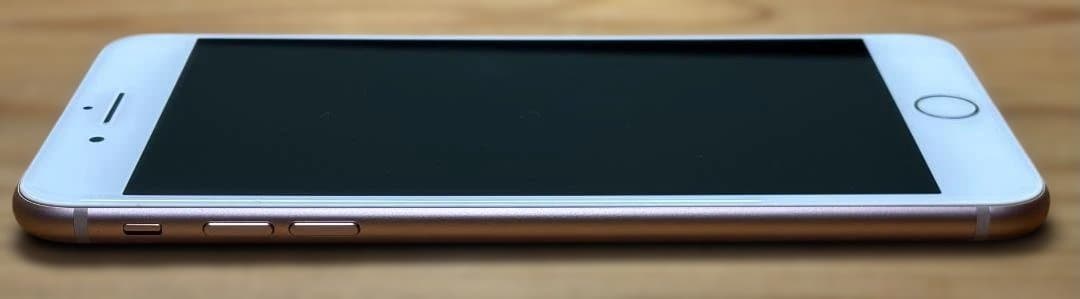 Apple iPhone 8 Plus 本体（バッテリー７０％）