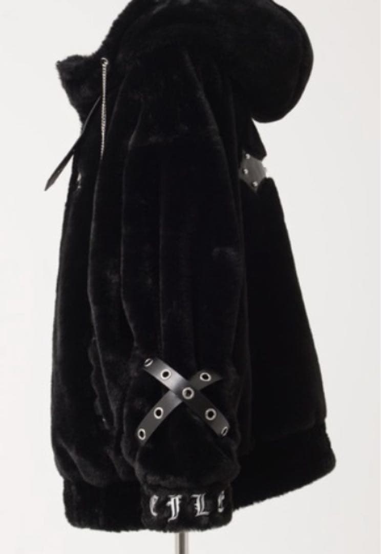 レフレム　アウター