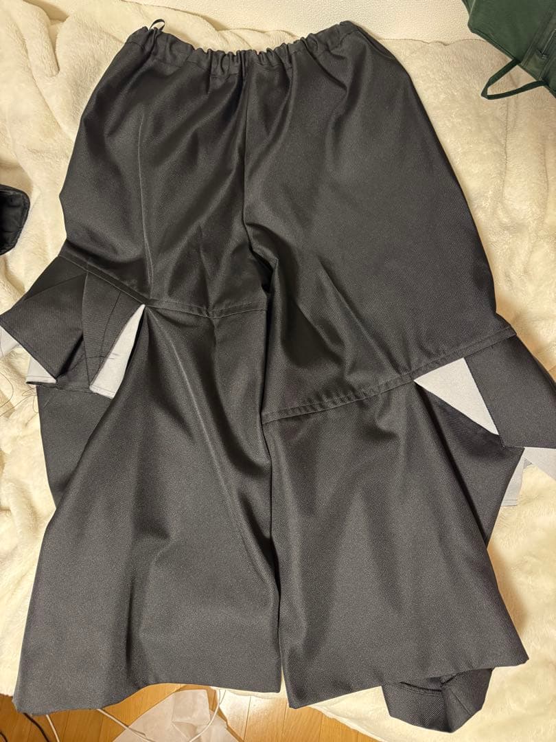 コムデギャルソン 23aw 変形パンツ