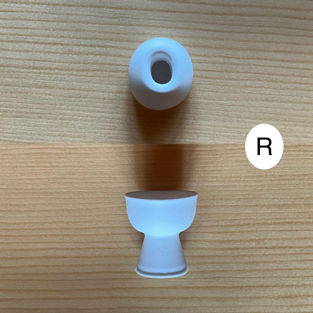 AirPodsPro２本体　第二世代　Apple純正品 ケーブル付