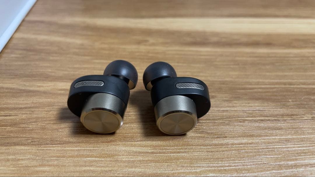 Bowers & Wilkins PI7 ワイヤレスイヤホン