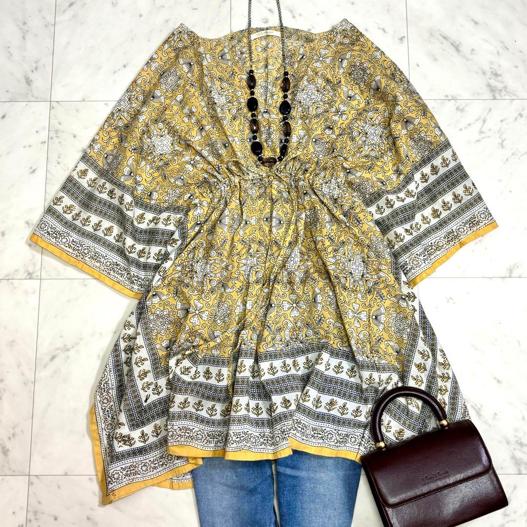 美品 ヌキテパ バンダナパターン スキッパーブラウス チュニック丈 総柄 黄