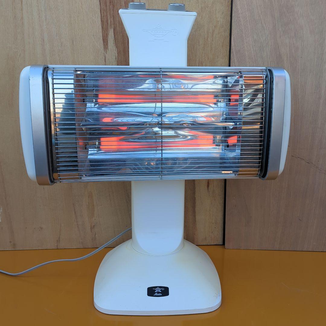 アラジン遠⾚グラファイトヒーター 2灯管 縦横ローテーション 首振り 1000W