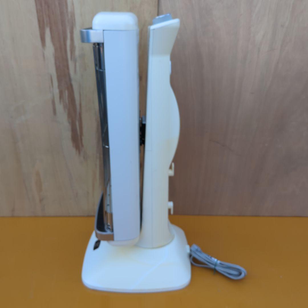 アラジン遠⾚グラファイトヒーター 2灯管 縦横ローテーション 首振り 1000W