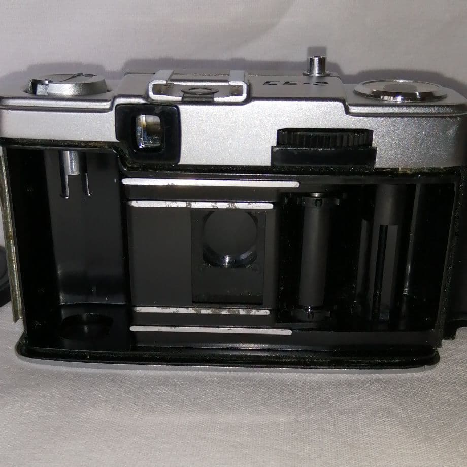 オリンパス　PEN EE-2 ハーフサイズ　フィルムカメラ