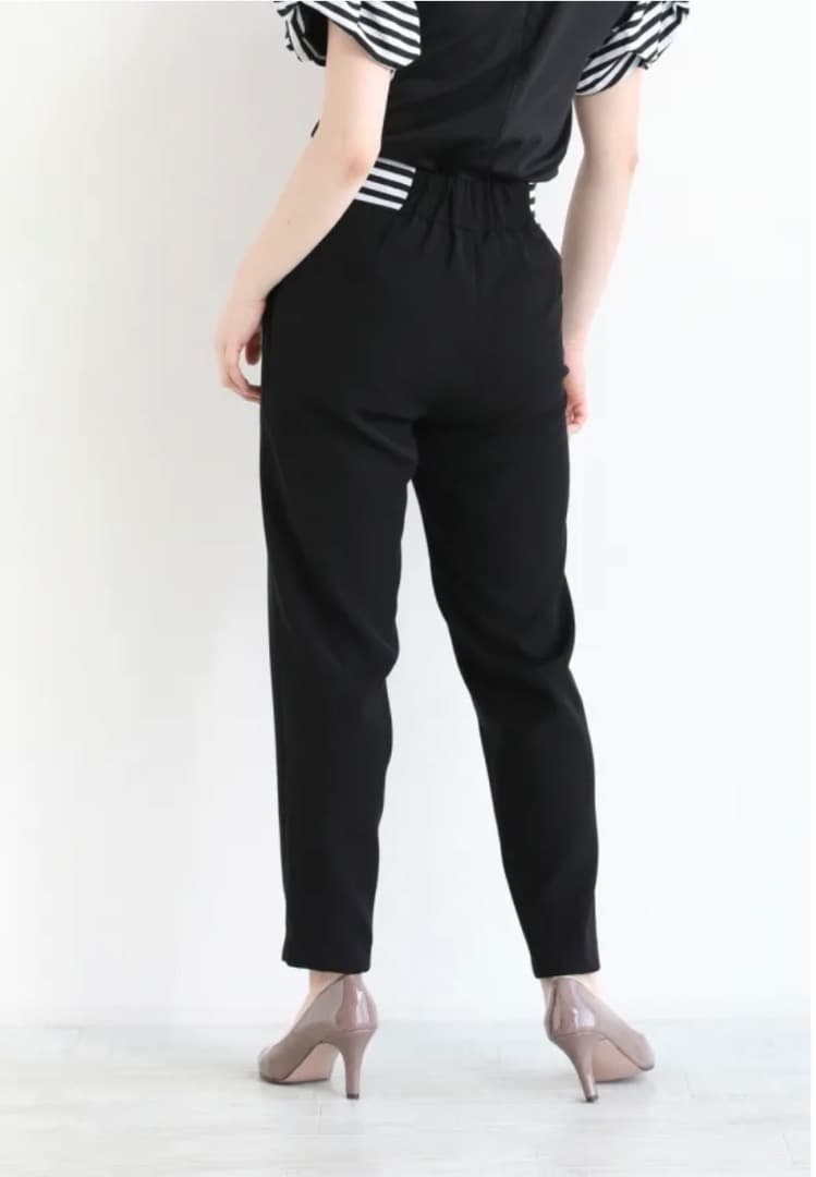 ボーダーズアットバルコニー テーパード パンツ 34 ブラック　超美品