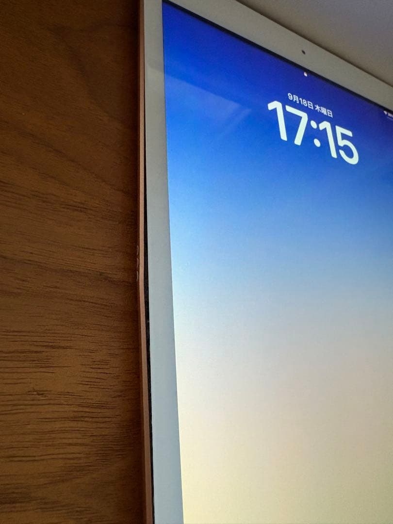 【みきみきです】iPad 第8世代　ゴールド　128GB 【ジャンク品】