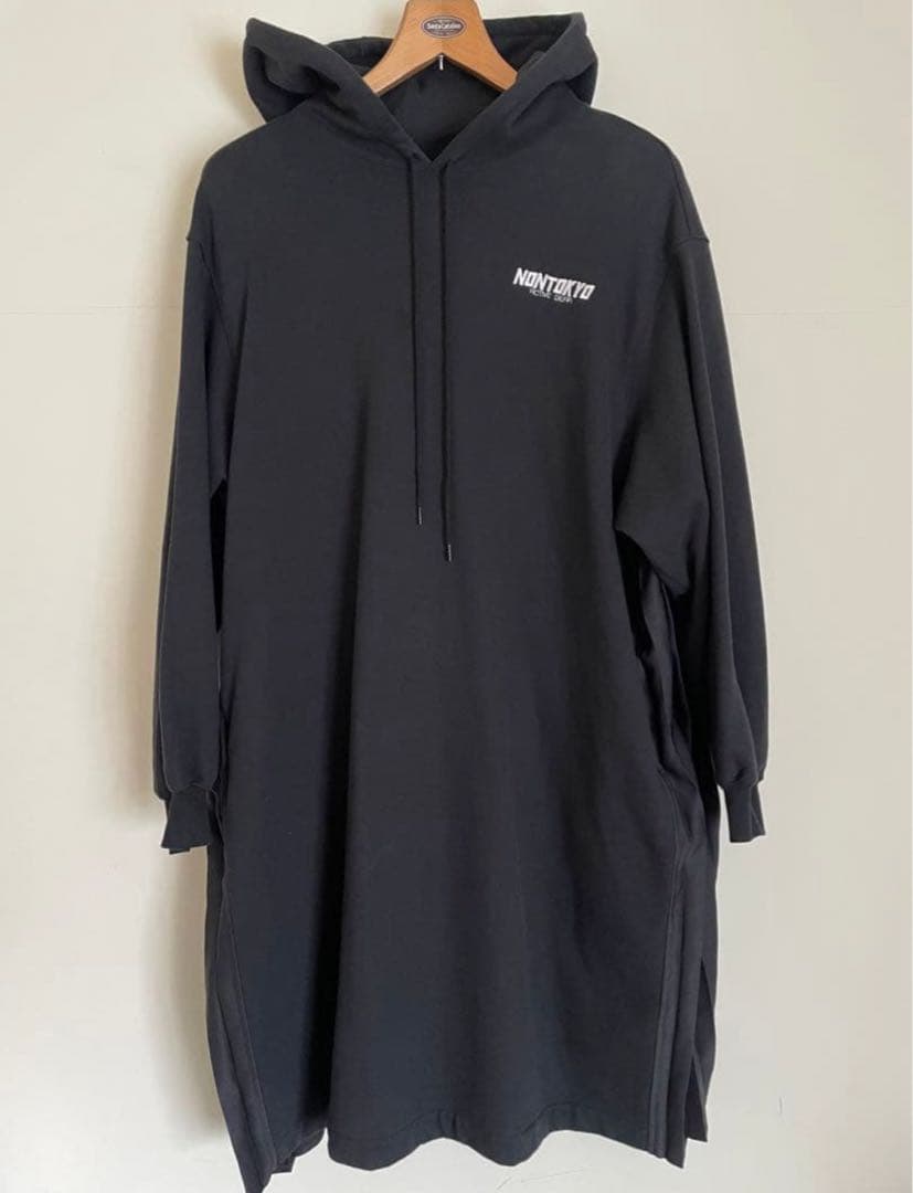 non tokyo バックプリーツスウェットワンピースブラック フード パーカー