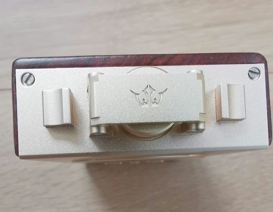 LUXURY & PRECISION LP5 GOLD（64GB）+おまけ