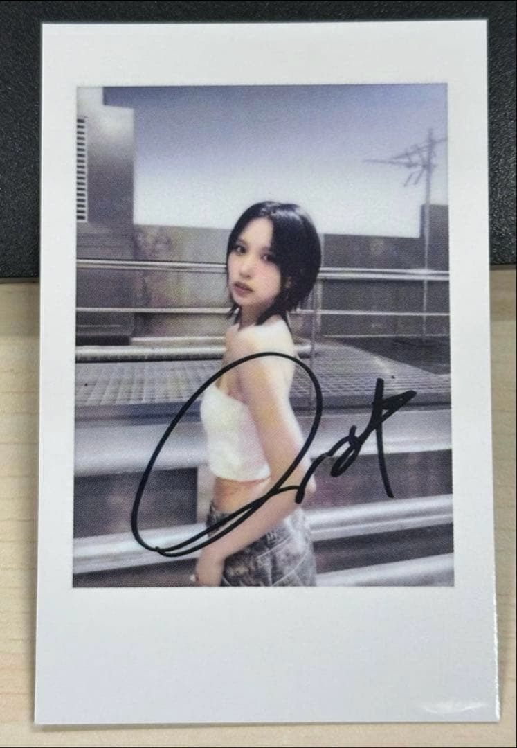 TWICE ミナ THISISFOR yizhiyu チェキ トレカ A