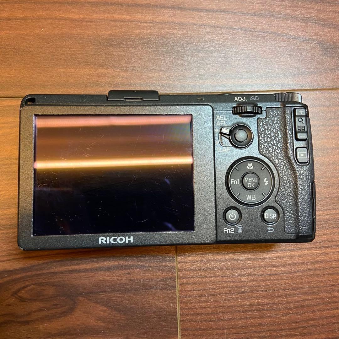 RICOH GR デジカメ ほぼ新品 4933