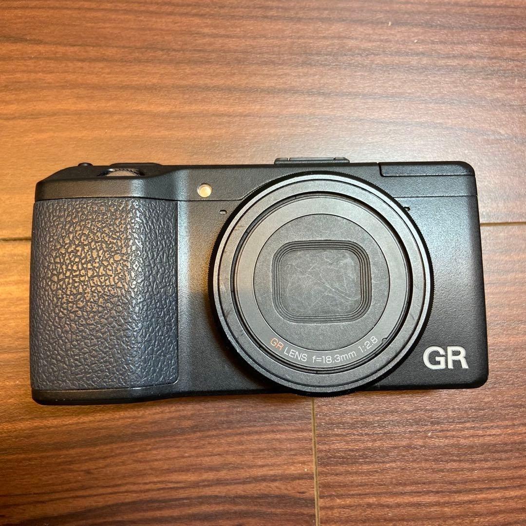 RICOH GR デジカメ ほぼ新品 4933