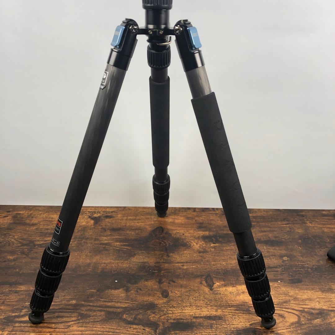 SIRUI シルイ 防水カーボン三脚 W-2204