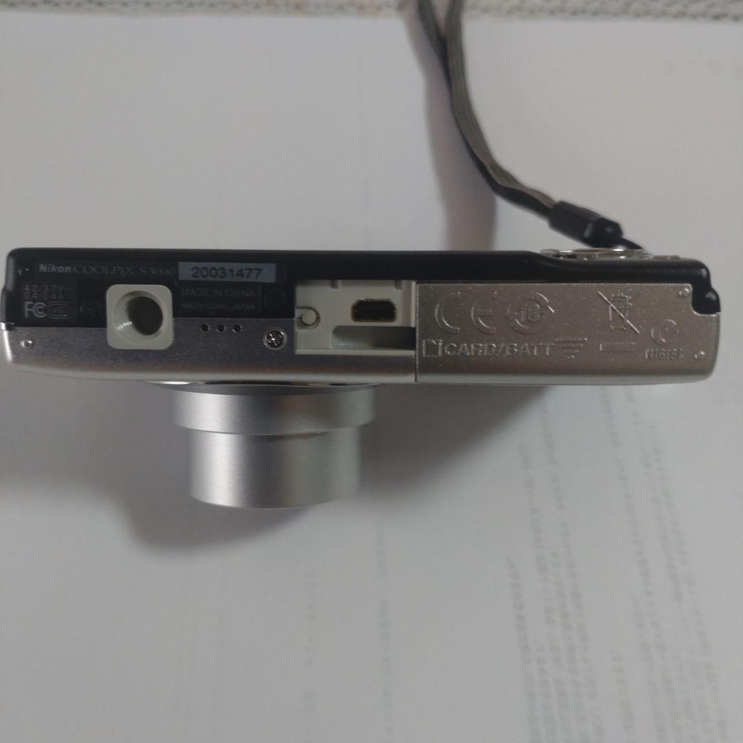 美品 Nikon COOLPIX S3000 コンパクトデジタルカメラ
